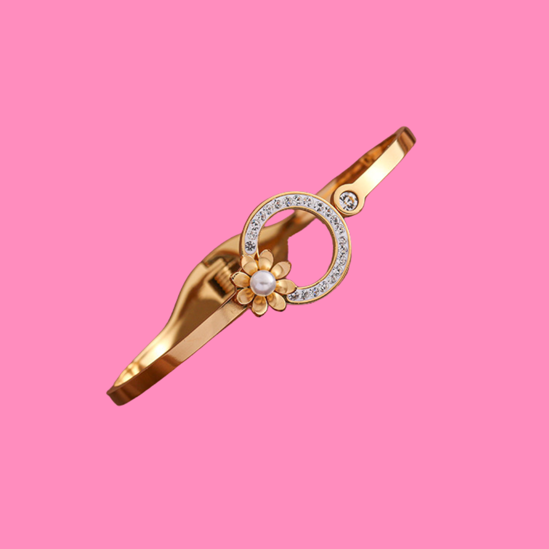Halo Daisy Bangle