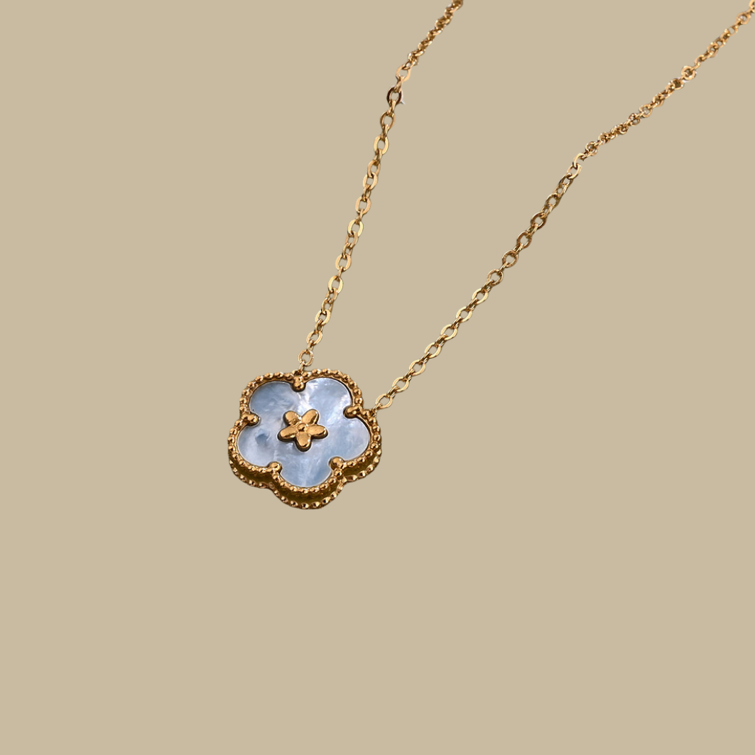 Blue Dream Daisy Glow Necklace