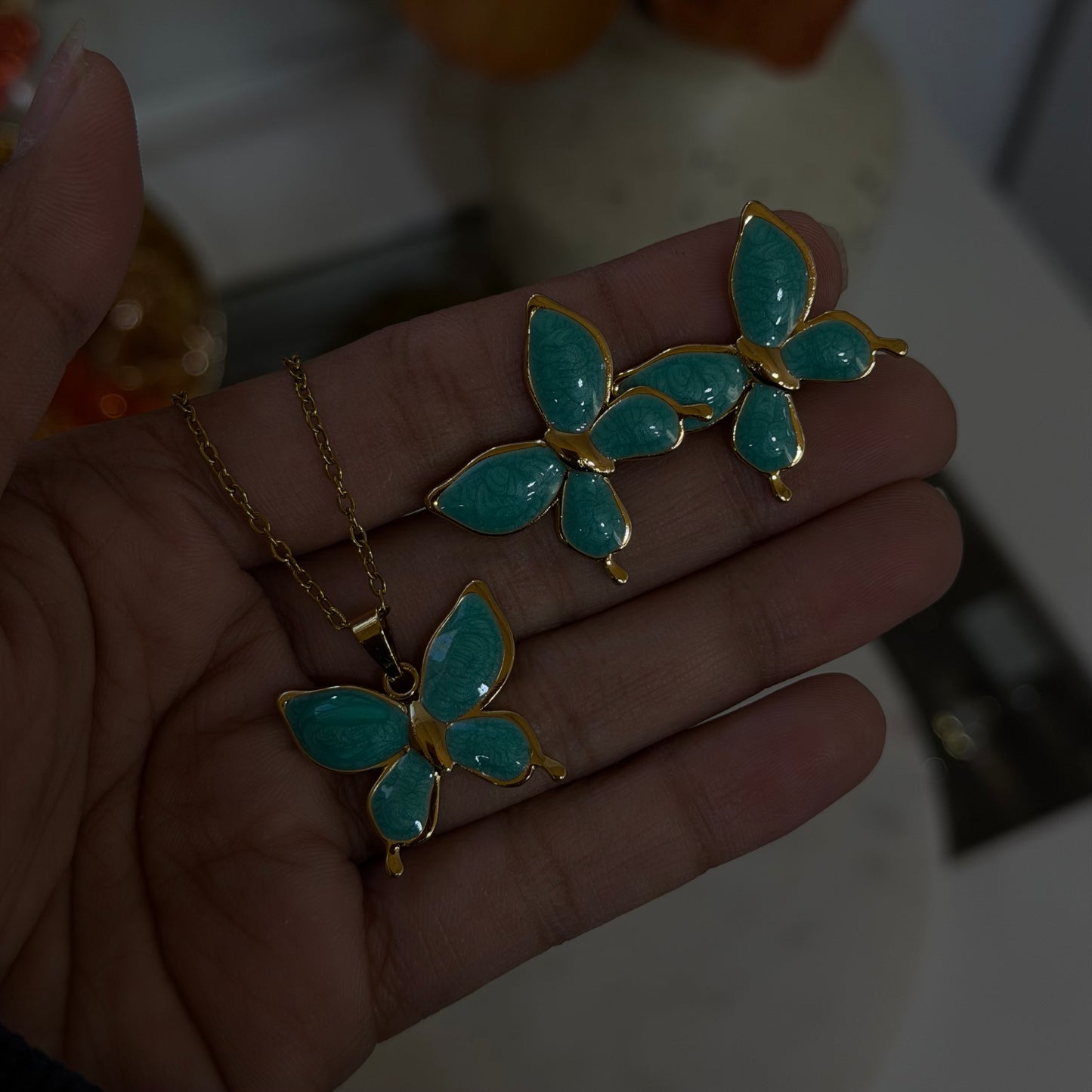 Flutter Necklace & Earrings Sets