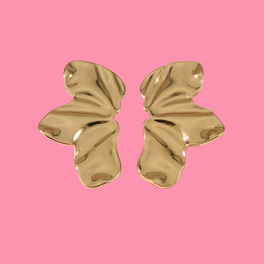 Mila Stud Earrings