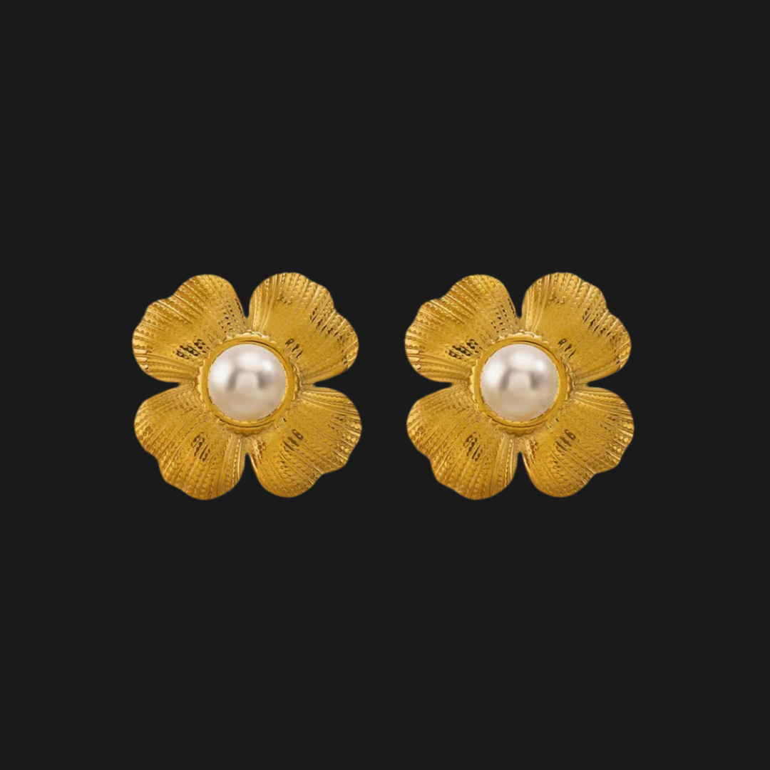 Pearl Flower Stud Earrings - Tarnished Resistant