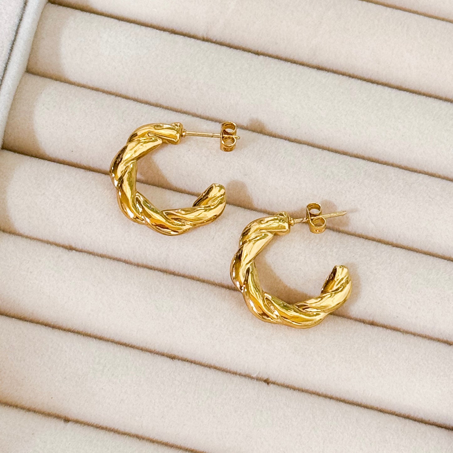 Rope Hoops Earrings ( Non-Tarnish ) | B-252