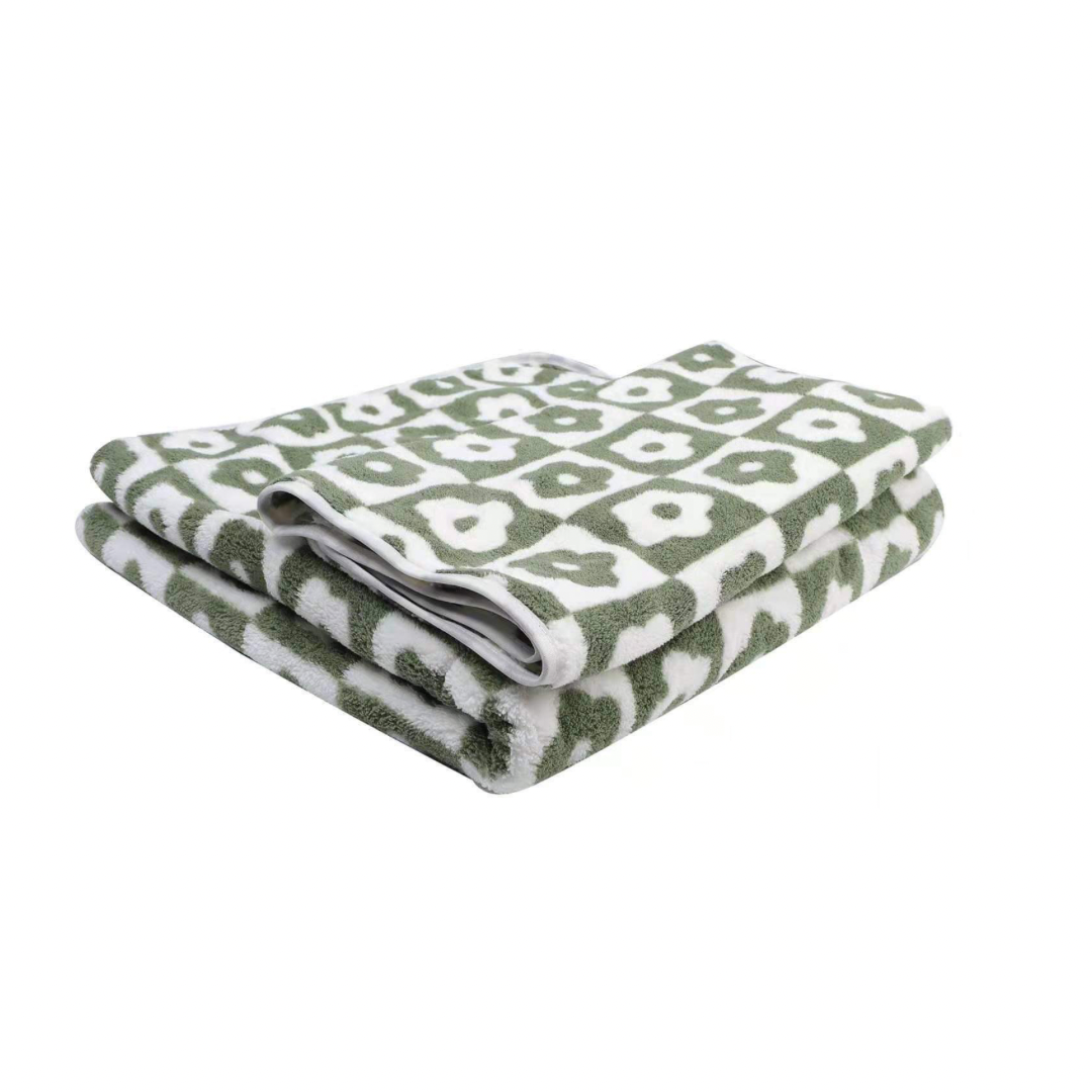 Daisy Towel