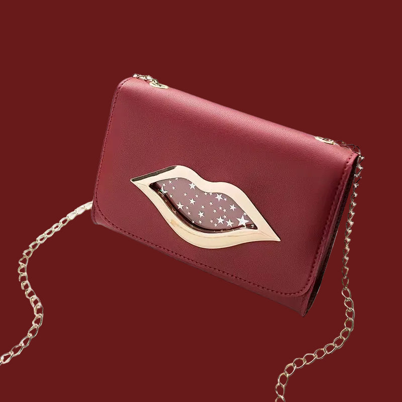 Lip Crossbody Chain Bag - Only 1 left 🔥
