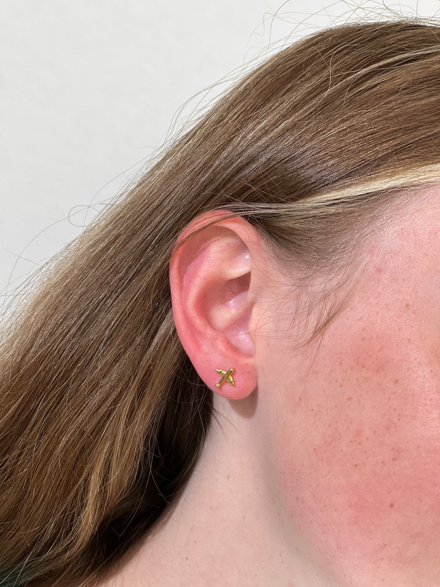 Plane Stud Earrings ( Non-Tarnish )