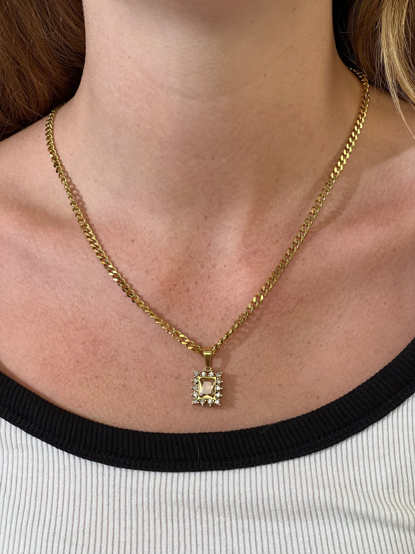 Queen Necklace