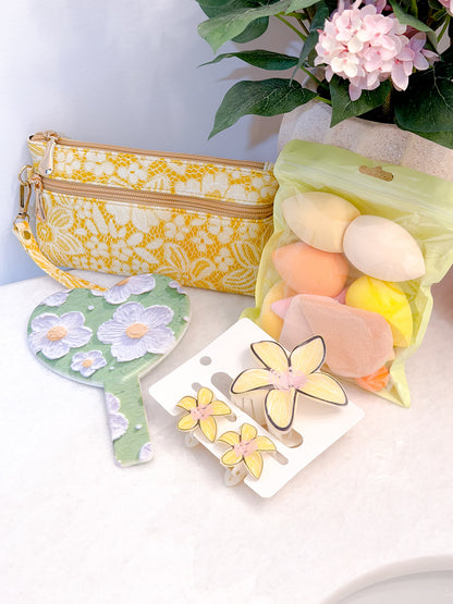 The Pretty Little essentials Set ( 5 Colors )