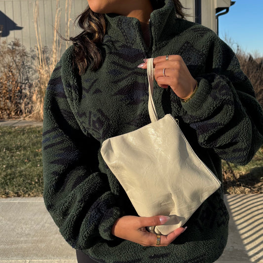 Pretty Essentials Pouch