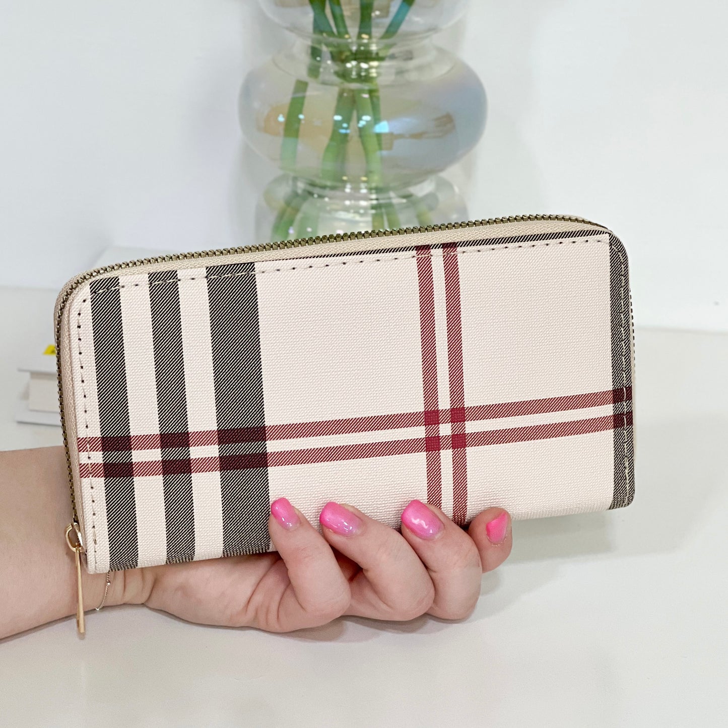 Bella Wallet ( 3 Colors available )