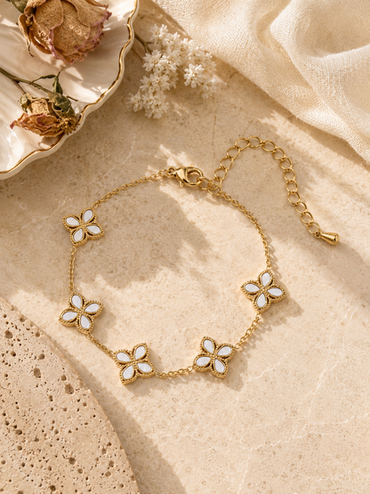Minimalist Flower Bracelet | Tarnish Resistant