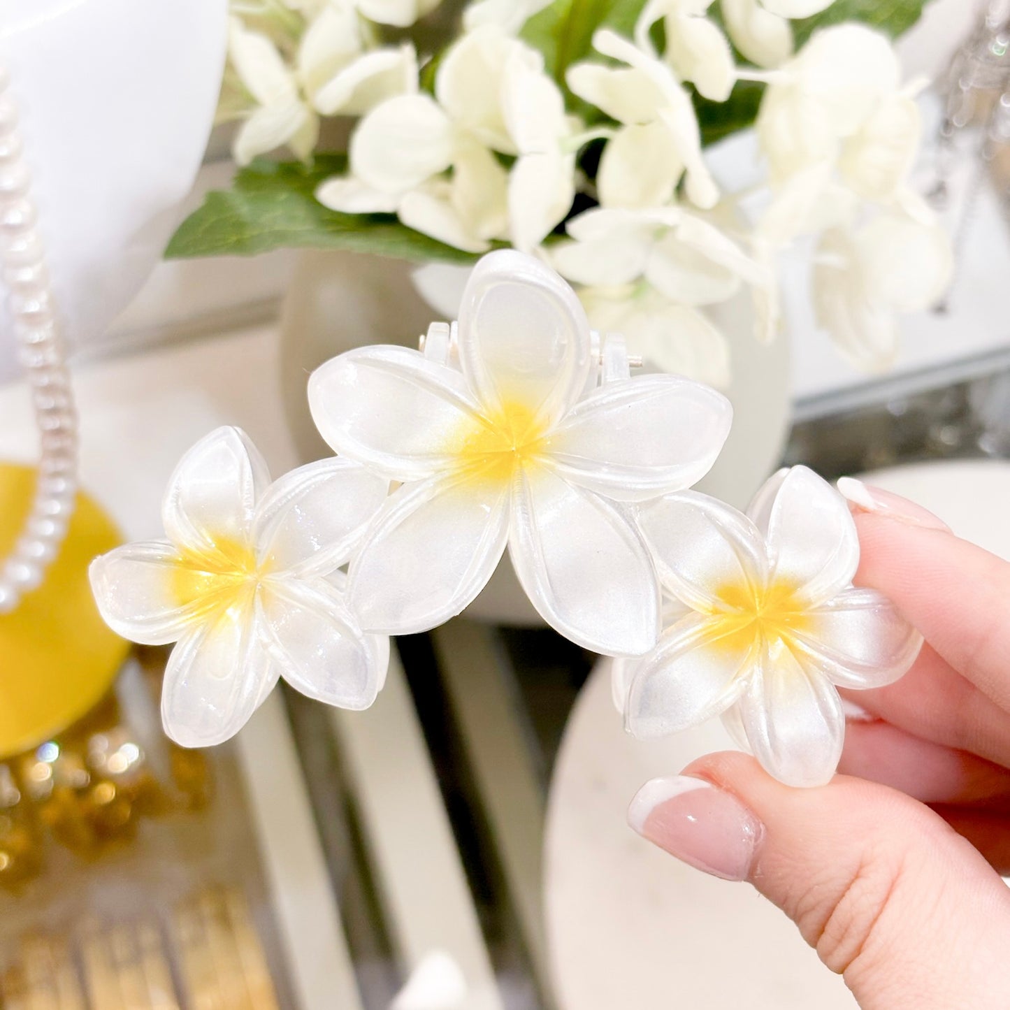 Pearlescent Tropical Claw Clips