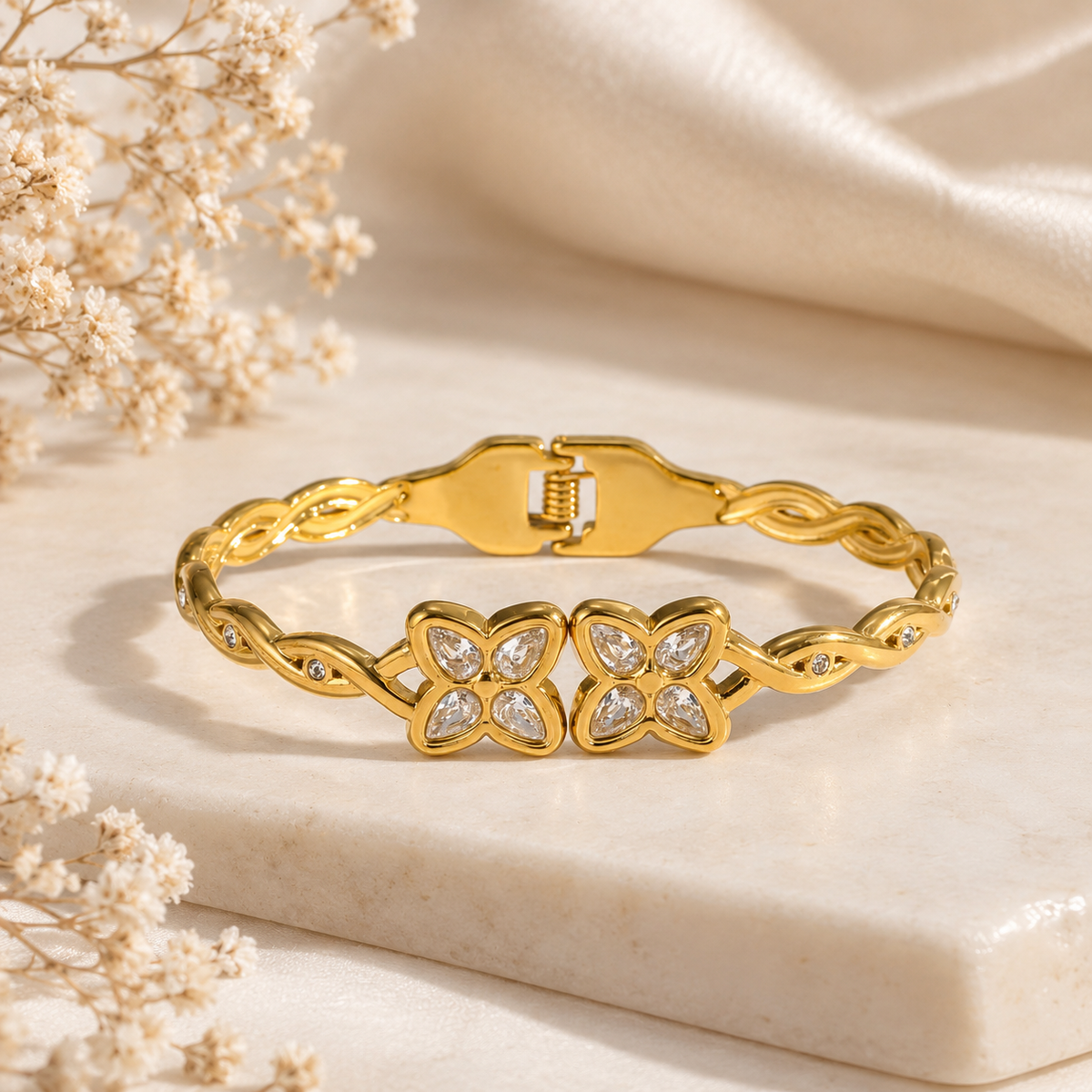 Adeline Bangle Bracelet - Tarnished Resistant