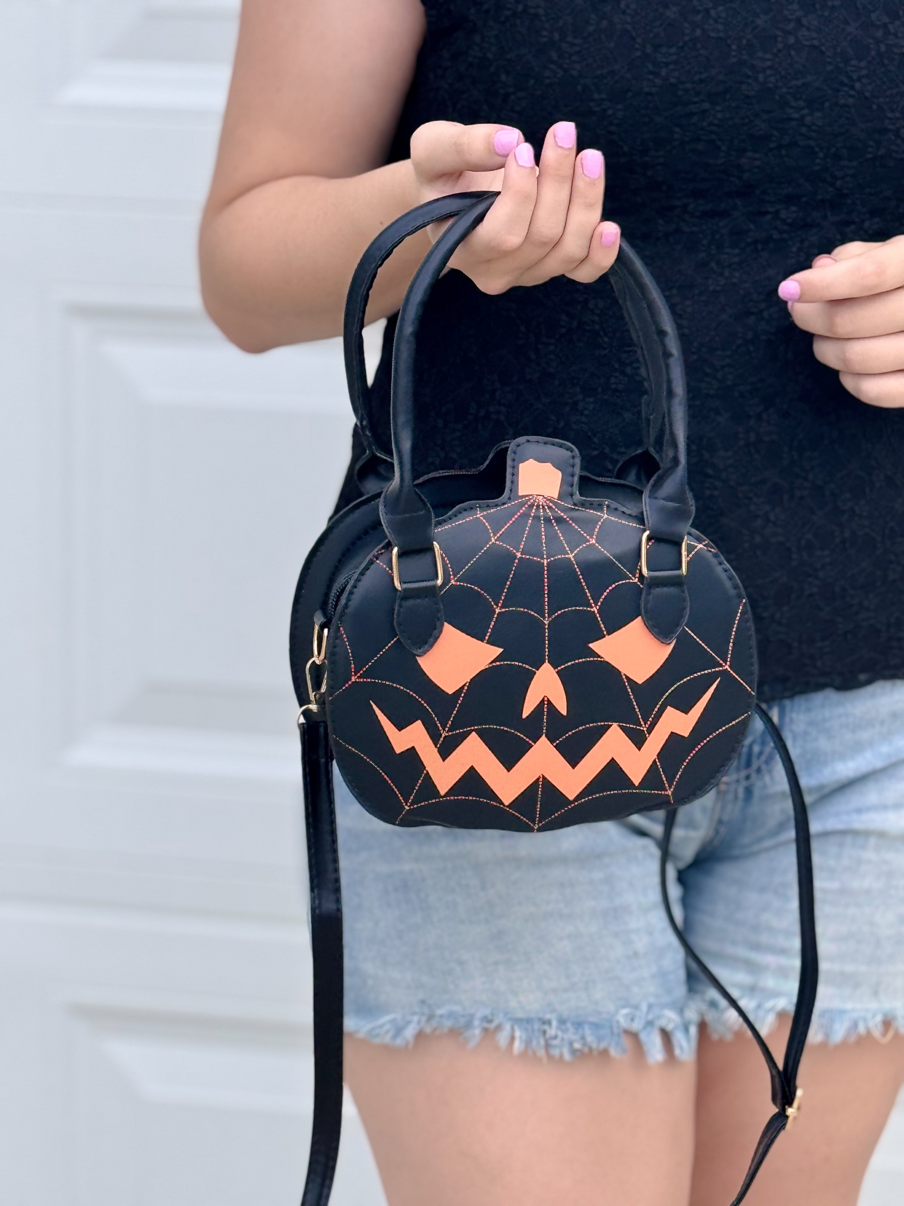 【COSMOSS】Wrinkle Pumpkin Leather Bag☆韓国で大人気☆ 韓国 WRINKLE PUMPKIN LEATHER BAG (BLACK - メルカリ
