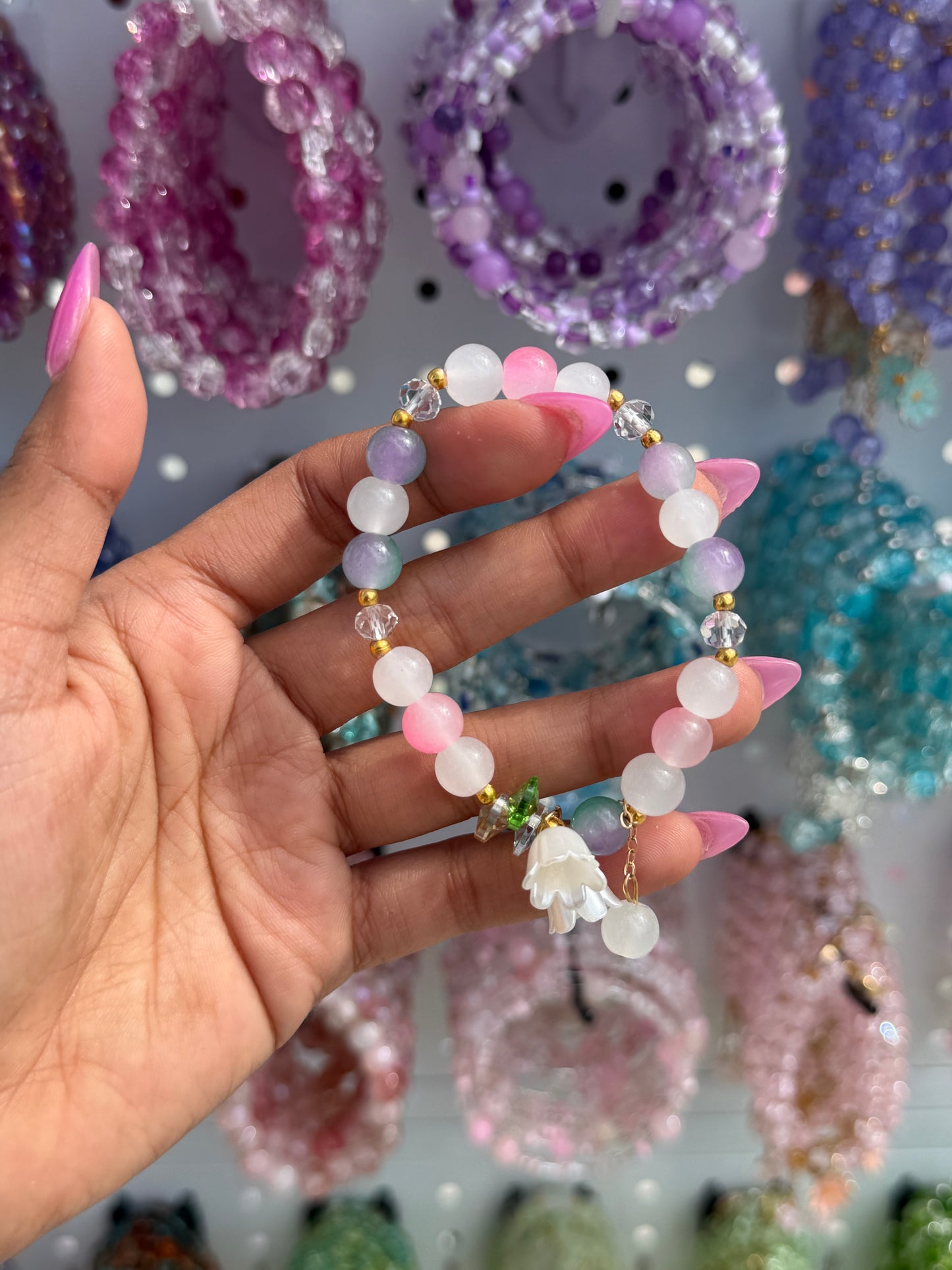 Tulip Lucky Charm Beaded Bracelet