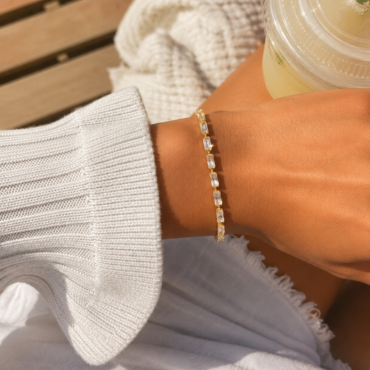 Everly Baguette Bracelet | Tarnish Resistant - B210