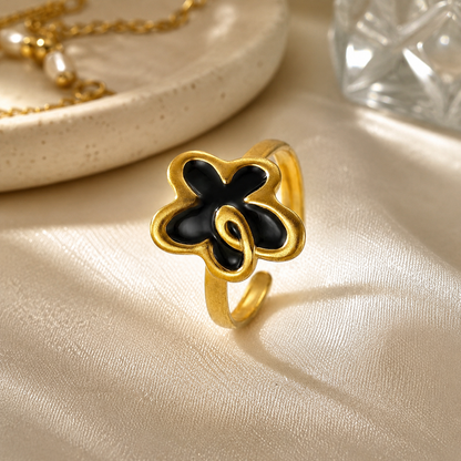 Clover Bloom Ring | Tarnish Resistant B-42