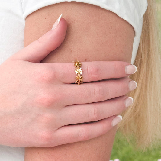 Daisy Ring | B-242