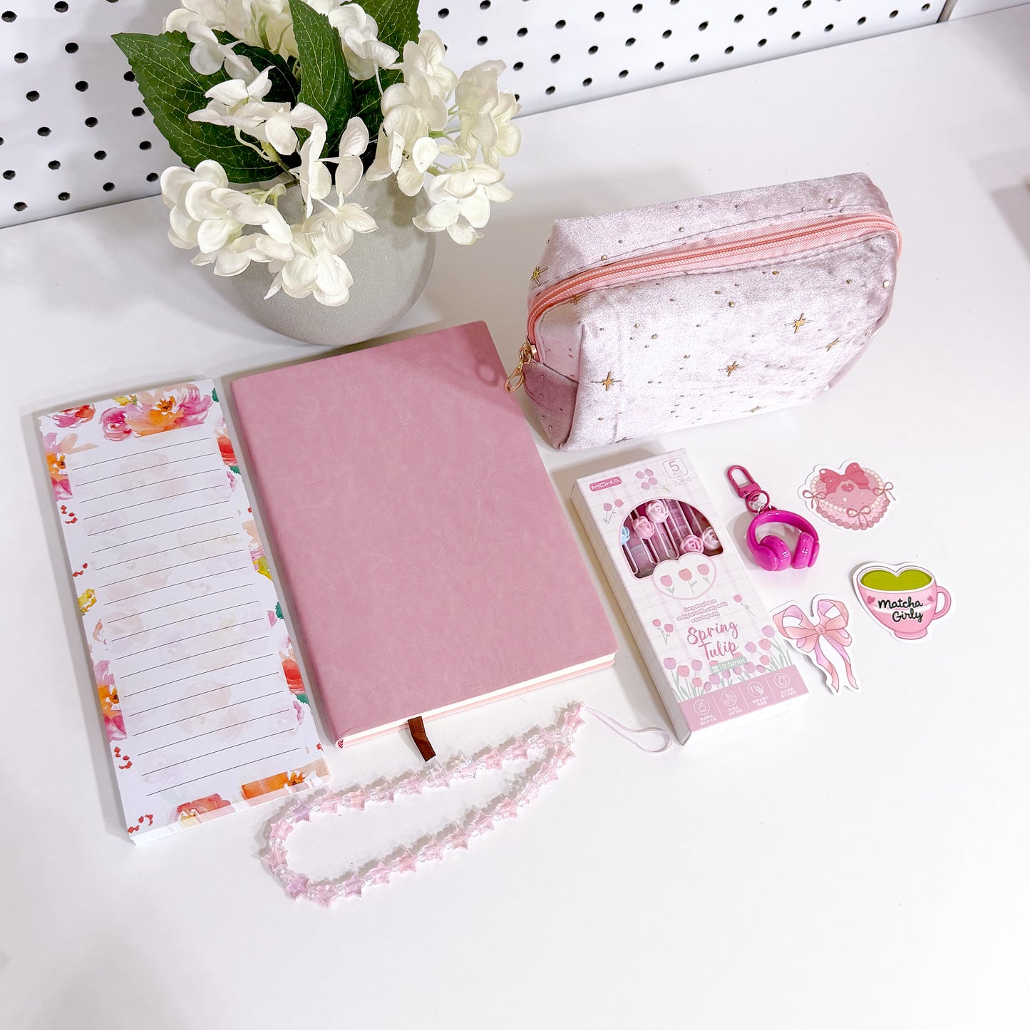 The Bookish Dreams Bundle ✨ ($80+ Value)