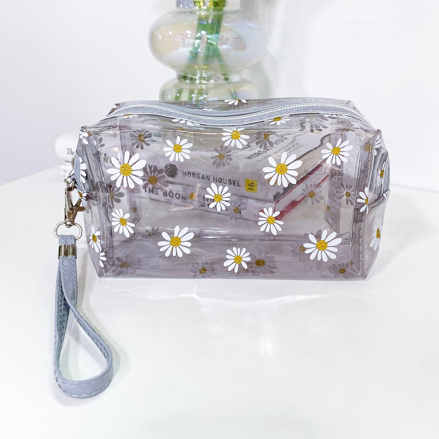 WRISTLET DAISY MAKEUP BAGS (   5 Color Available  )