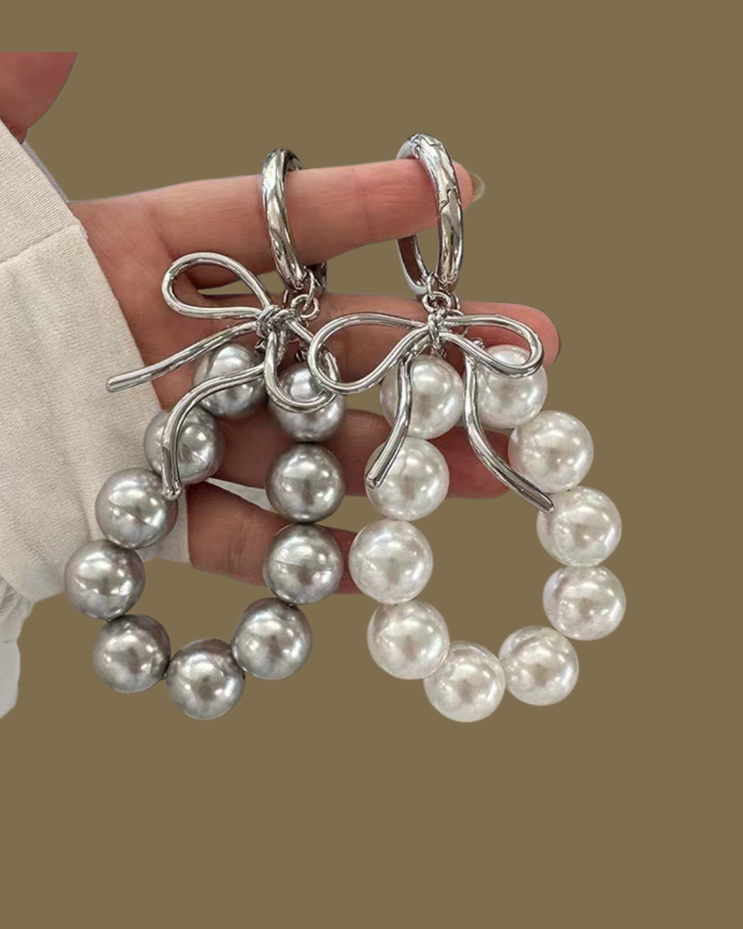 Pretty In Pearls Bag Charms
