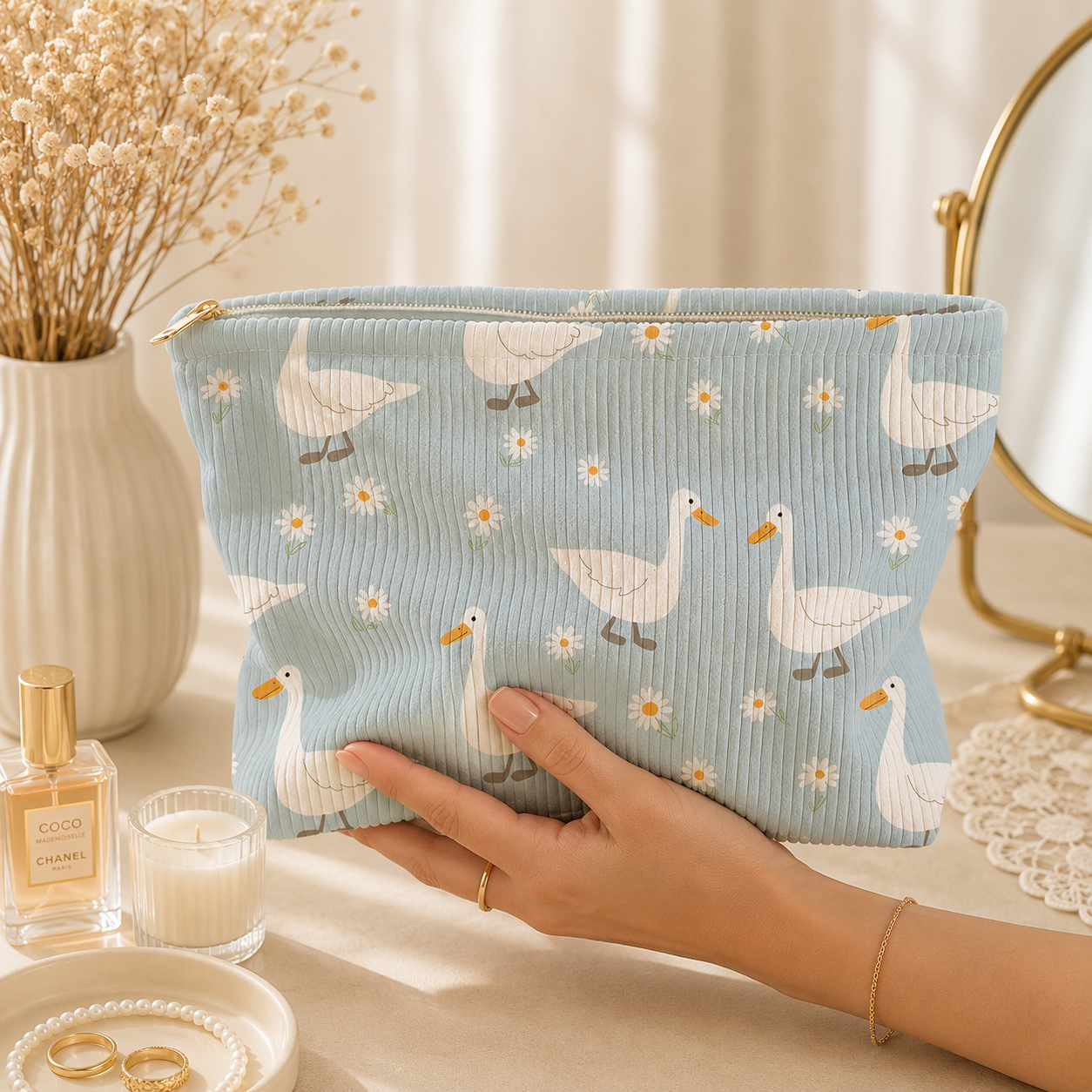 Daisy Duck Makeup Bag