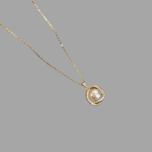 Ever Pearl Necklace