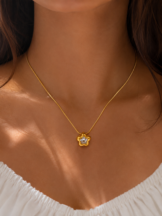 Star Charm Necklace | Tarnish Resistant