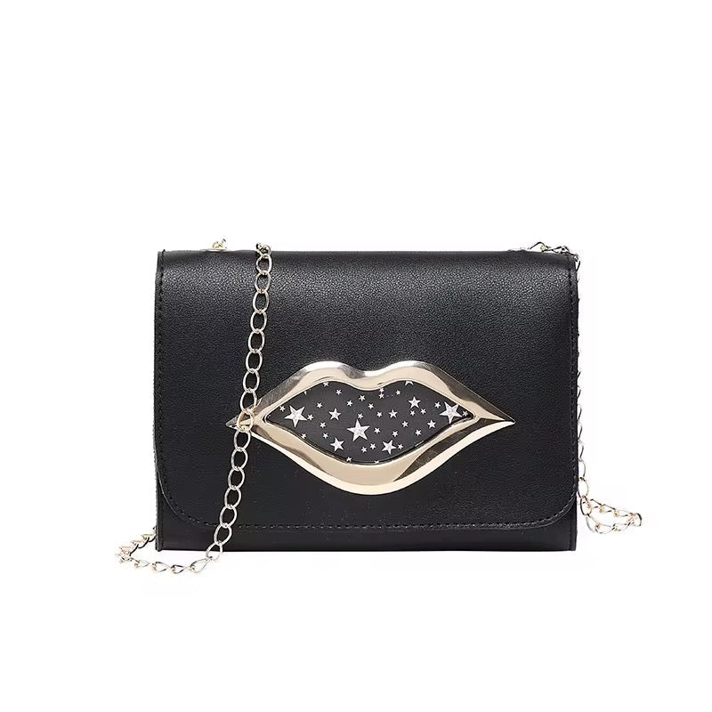 Lip Crossbody Chain Bag - Only 1 left 🔥